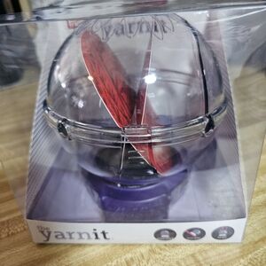 Prym The Yarnit Portable Yarn Holder New In Box Knitters Crochet